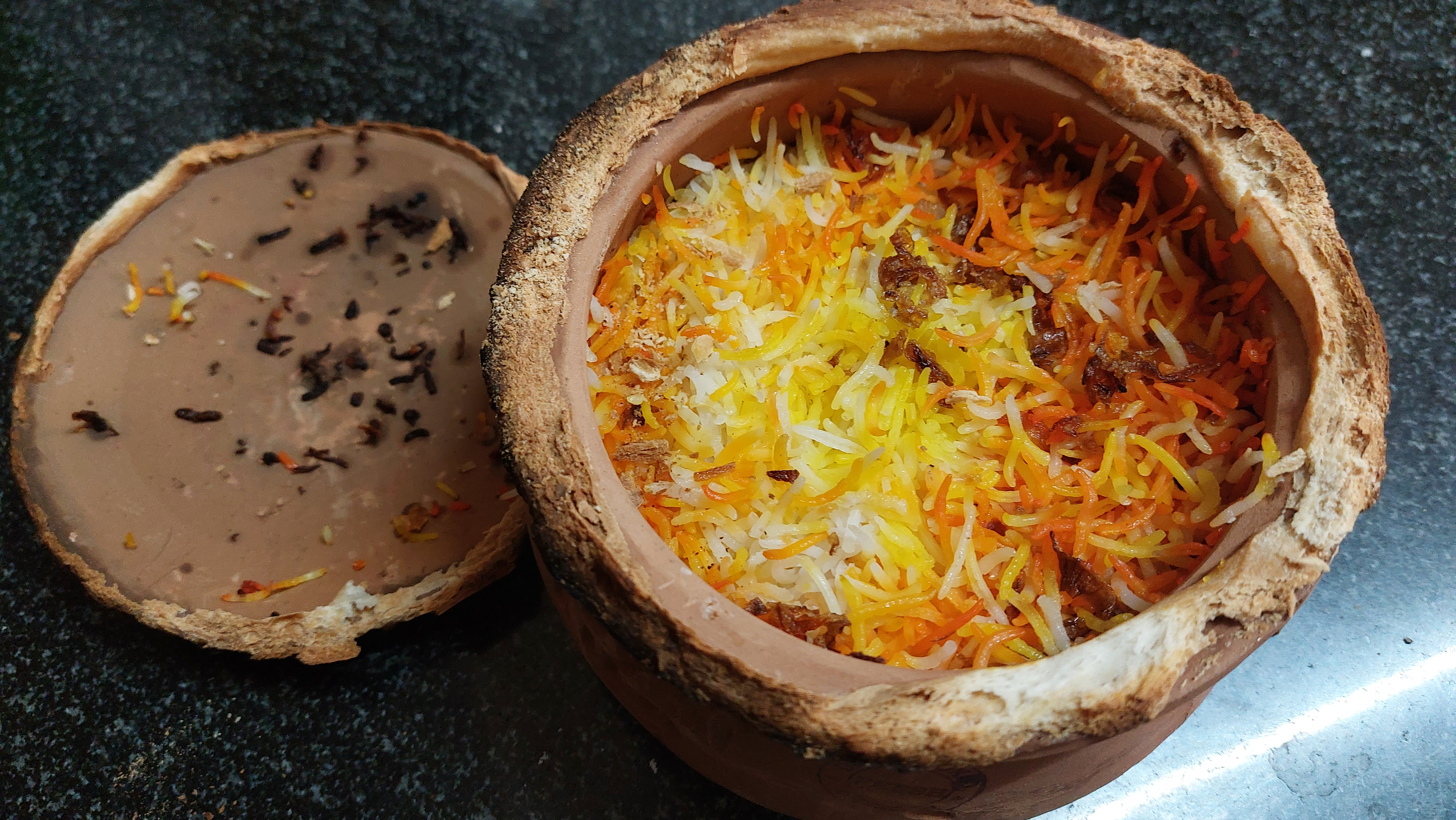 Lucknowi dum biryani