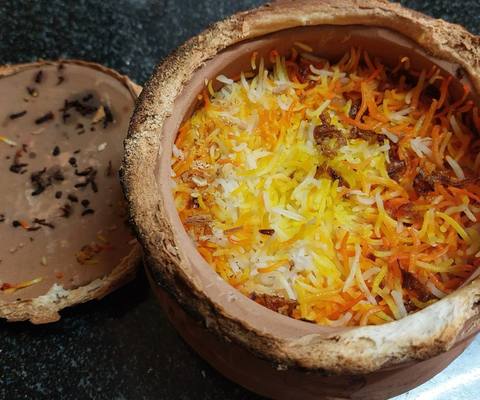 Lucknowi dum biryani
