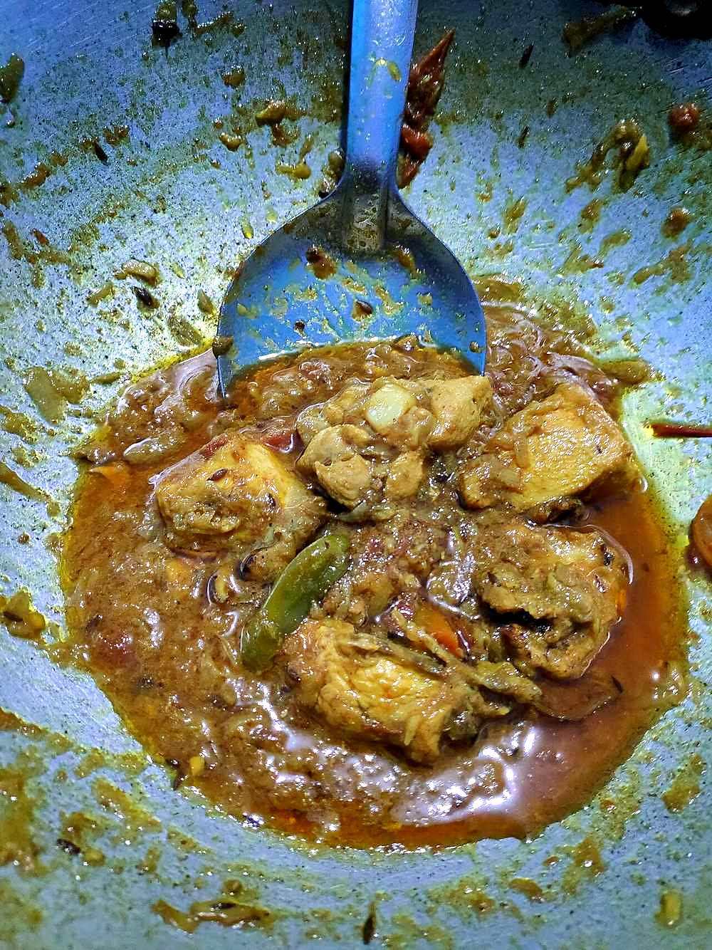 Kolhapuri Chicken Rassa