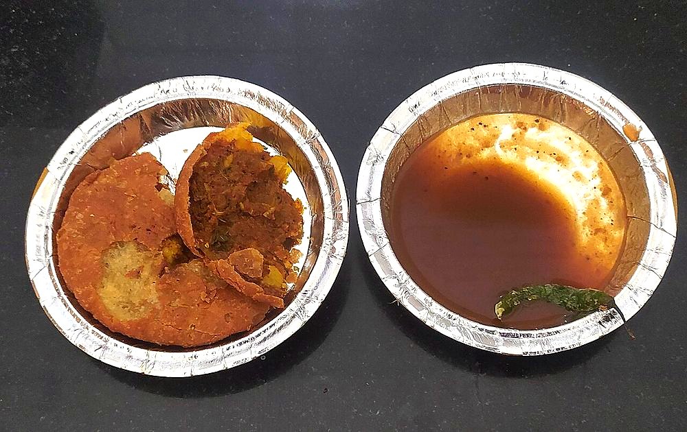 Tamarind-Date Chutney