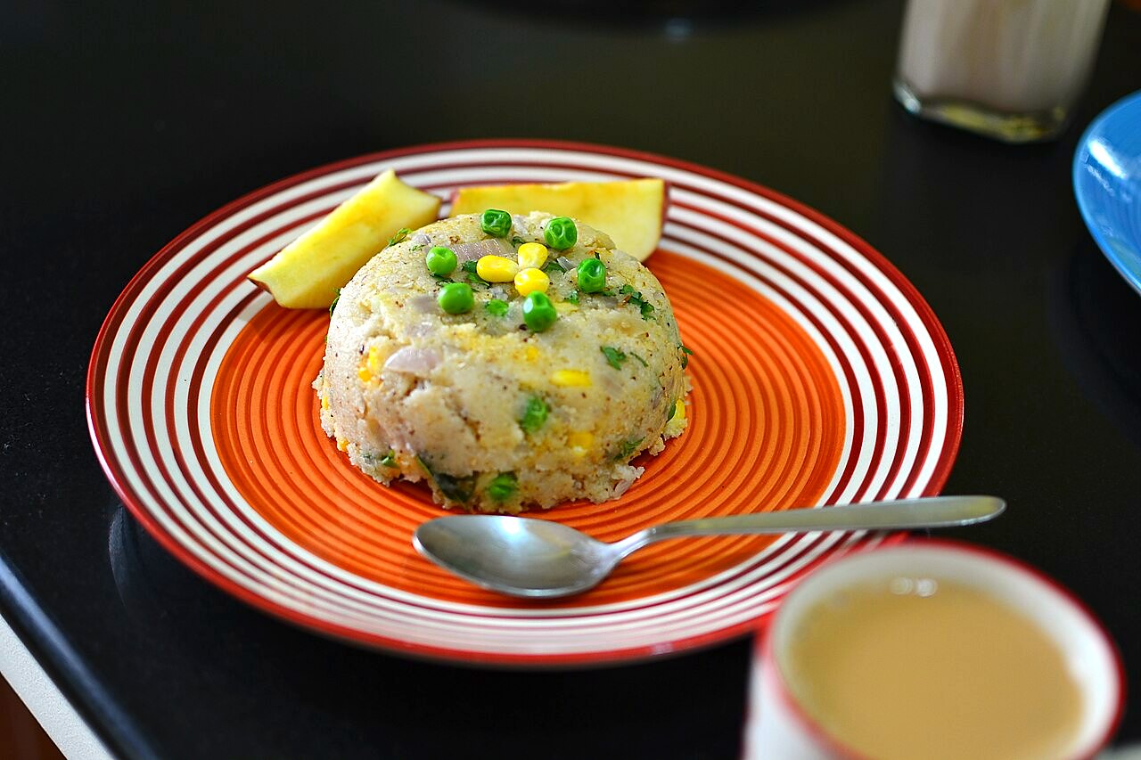 Upma with peas and corn