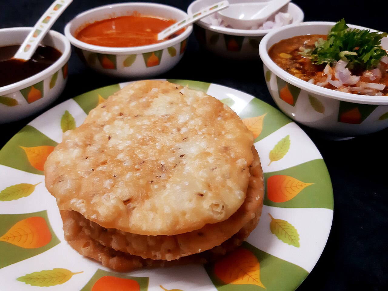 Dal pakwan, crisp fried discs with chana dal