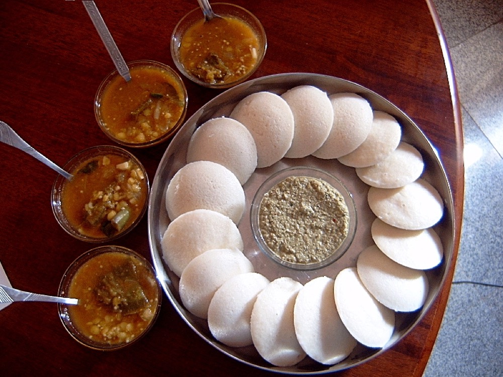 Idli with sambar